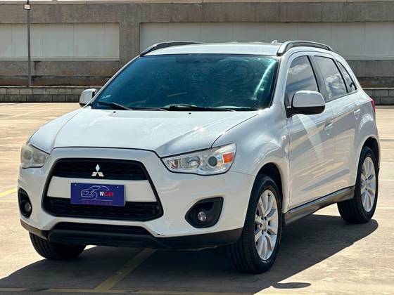 MITSUBISHI ASX 2.0 4X2 16V GASOLINA 4P AUTOMÁTICO MITSUBISHI ASX 2.0 4X2 16V GASOLINA 4P AUTOMÁTICO